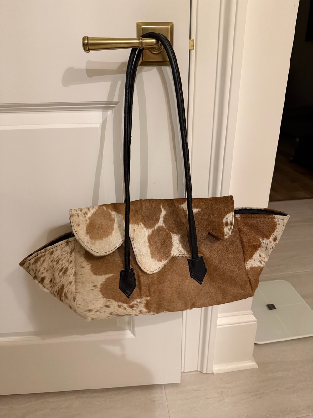 Cowhide Shoulder Tote Bag in Brown and White